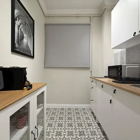 Elegant 2br - Balcony - Near Metro - şişli
